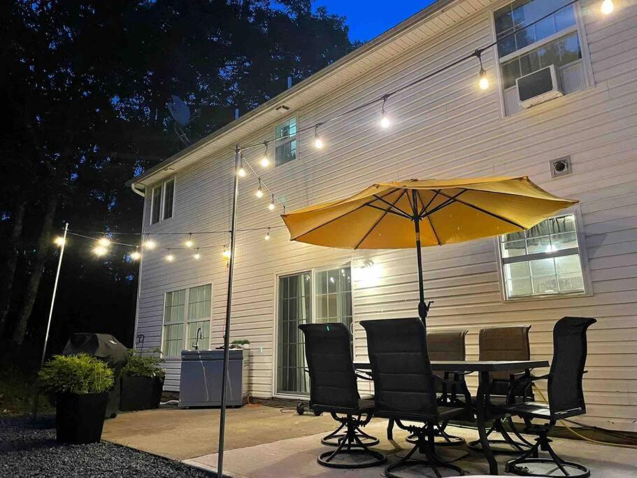 Cheerful Large Bdr & Loft - Game Albrightsville